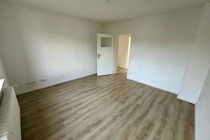 3 Zimmer mit Balkon in Neudorf.. – Sternbuschweg 125, 47057 Neudorf-Nord, Duisburg – Vorschaubild 5