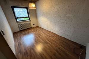 Charmanter Bungalow mit lichtdurchflutetem Keller und viel Raum zur individuellen Entfaltung. – Die vollständige Adresse der Immobilie erhältst du vom Anbieter., 68809 Neulußheim – Vorschaubild 3
