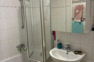 Gepflegte, helle 2 Zimmer/Kdb Wohnung Nähe Uni-Klinikum/Landgericht/Haumannplatz zu vermieten* – Jennerstr. 14, 45147 Holsterhausen, Essen – Vorschaubild 5