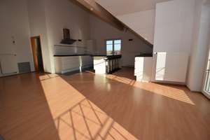 Exklusives Zweifamilien-Generationenhaus mit hochwertiger Ausstattung und großer Terrasse – Die vollständige Adresse der Immobilie erhältst du vom Anbieter., 73479 Ellwangen (Jagst) – Vorschaubild 13
