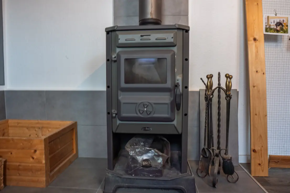 Kaminofen im Wohnzimmer