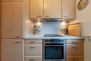 Property thumbnail 9