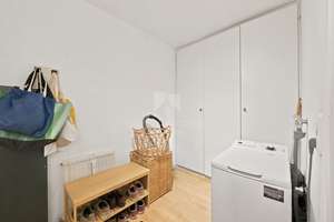 Zentral, ruhig und mit Balkon: Apartment im Glockenbachviertel – Die vollständige Adresse der Immobilie erhältst du vom Anbieter., 80469 Glockenbach, München – Vorschaubild 4