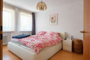 Nur wenige Meter zum Stadtwald! Geräumige 3-Zimmer-Wohnung mit Grünblick-Loggia und Einzelgarage – Die vollständige Adresse der Immobilie erhältst du vom Anbieter., 47803 Inrath/Kliedbruch, Krefeld – Vorschaubild 9