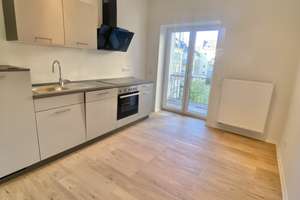 Modernisierte 2-Zimmer-Wohnung mit neuer Einbauküche, Balkon in Hagen-Wehringhausen – Franklinstrasse 21, 58089 Wehringhausen, Hagen – Vorschaubild 4