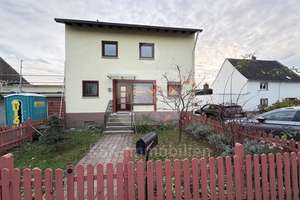 Großzügiges Einfamilienhaus in ruhiger, ländlicher Umgebung.