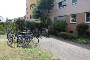 Frisch sanierte, provisionsfreie  Wohnung mit großem Balkon in Nürnberg – Jochensteinstraße 8, 90480 Zerzabelshof, Nürnberg – Vorschaubild 4