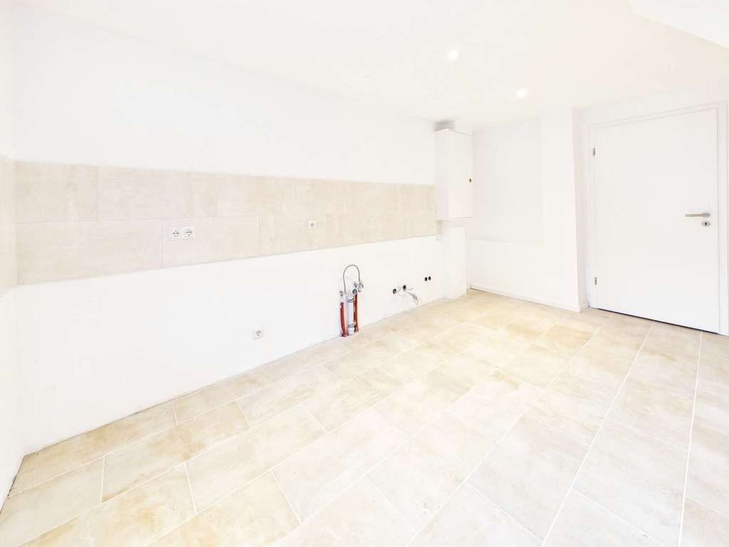 Immobilie in Barby - Ein Haus mit Herz – 2025 modernisiert und einzugsbereit in Calbe (Saale) - Bild 2