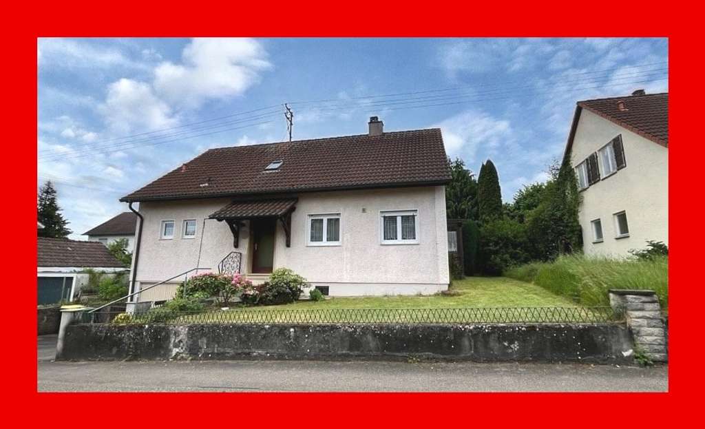 Immobilie in Erdmannhausen - Freistehendes Einfamilienhaus mit großem Garten und Ausbaupotenzial! - Bild 0