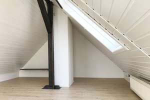 Stilvolle Altbau-Maisonette – lichtdurchflutet & ruhig – Die vollständige Adresse der Immobilie erhältst du vom Anbieter., 65195 Westend / Bleichstraße, Wiesbaden – Vorschaubild 19