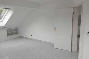 NEU: Attraktive, 2-Zimmer-DG-Wohnung in Herne-Mitte im 3-FH mit Fußbodenheizung – Viktor-Reuter-Straße 42b, 44623 Herne-Mitte, Herne – Vorschaubild 4