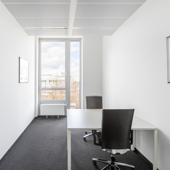 Privater Büroraum für 1 Person in Regus Westend