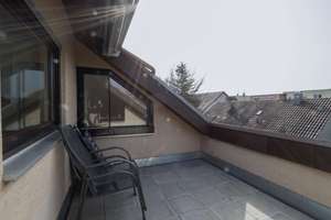 Familien & Paare aufgepasst! 4-Zi.-DG-Whg. in Sontheim ca. 101m², Loggia, 2x TG & flexibler Nutzung – Die vollständige Adresse der Immobilie erhältst du vom Anbieter., 74081 Sontheim, Heilbronn – Vorschaubild 7