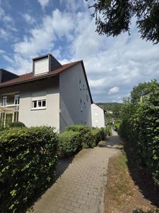 Positiver Cashflow: Vermietete 3-Zimmer-Wohnung mit Garage!