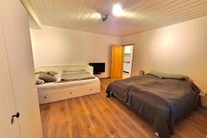 Dreifamilienhaus mit aufgeteilten Einheiten in Bonn – Kapitalanlage oder Mehrgenerationenwohnen – Die vollständige Adresse der Immobilie erhältst du vom Anbieter., 53121 Dransdorf, Bonn – Vorschaubild 24