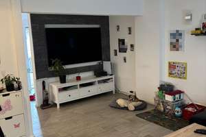 Geräumiges und modernisiertes 4-Zimmer-Haus mit gehobener Innenausstattung in Mainz-Kostheim – Die vollständige Adresse der Immobilie erhältst du vom Anbieter., 55246 Mainz-Kostheim, Wiesbaden – Vorschaubild 2
