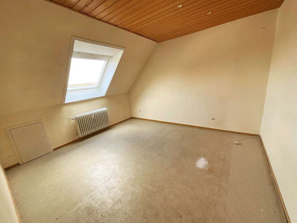 Immobilie in Eutin - 3-Zimmer DG-Wohnung in Eutin in begehrter Lage - Bild 2