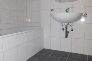 Renoviert und bezugsfertig... Schicke 2-Zimmerwohnung im EG mit Balkon zentral gelegen... – Hochfelder Str. 63, 47809 Oppum, Krefeld – Vorschaubild 5