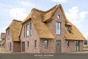 Große halbe Düne -  F 17/F18 Luxuriöses Ferienhaus unter Reet in List auf Sylt – Die vollständige Adresse der Immobilie erhältst du vom Anbieter., 25992 List (Sylt) – Vorschaubild 1