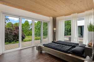 Dörverden | Exklusiver Bungalow mit luxuriöser Ausstattung inklusive Innenpool, Sauna und Doppelgara – Verden (Kreis) – Vorschaubild 17