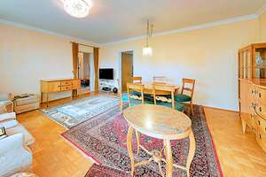 Solln: Einladende, helle 3 Zimmer-Wohnung
mit großzügigem Süd-Balkon in sehr gepflegter Wohnanlage. – Die vollständige Adresse der Immobilie erhältst du vom Anbieter., 81477 Solln, München – Vorschaubild 10