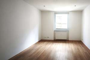 Attraktive Wohnung um die Ecke von Mainufer und Eisernem Steg! – 65094 Sachsenhausen-Nord, Frankfurt am Main – Vorschaubild 9