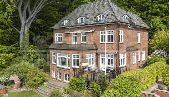 Bild von Rotklinkervilla am Hirschpark mit Elbblick