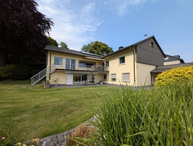 Zweifamilienhaus in sensationeller Lage