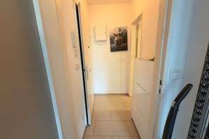 MODERNES CITY-STUDIO IN CHARLOTTENBURG – RUHIGE HOFLAGE, WEST-BALKON & SICHERE TIEFGARAGE (OPT.)! – Die vollständige Adresse der Immobilie erhältst du vom Anbieter., 10627 Charlottenburg, Berlin – Vorschaubild 7