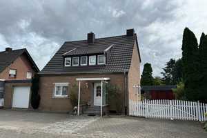 Freistehendes Einfamilienhaus auf großzügigem Grundstück  – Neuss (Rhein-Kreis) – Vorschaubild 2