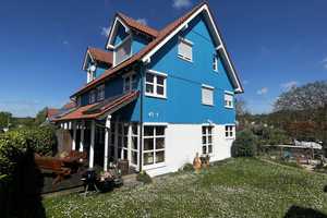 Stylisches Holzhaus – Doppelhaushälfte mit top Energieeffizienz – Enzkreis – Vorschaubild 1