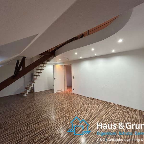 *** charmante 2-Zimmer-Wohnung im Zentrum von Aachen ***