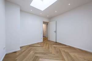 EXKLUSIVE GELEGENHEIT!- TRAUMPENTHOUSE mit 360 Grad Bergblick, Balkon, Dachterrasse und Luxusküche – Kaiserstraße 2, 83022 Innenstadt, Rosenheim – Vorschaubild 4