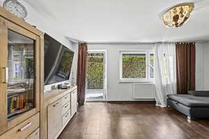 3-Parteienhaus mit XXL-Garage – inkl. Sanierungsangebot & Förderübersicht – Die vollständige Adresse der Immobilie erhältst du vom Anbieter., 93089 Aufhausen – Vorschaubild 8