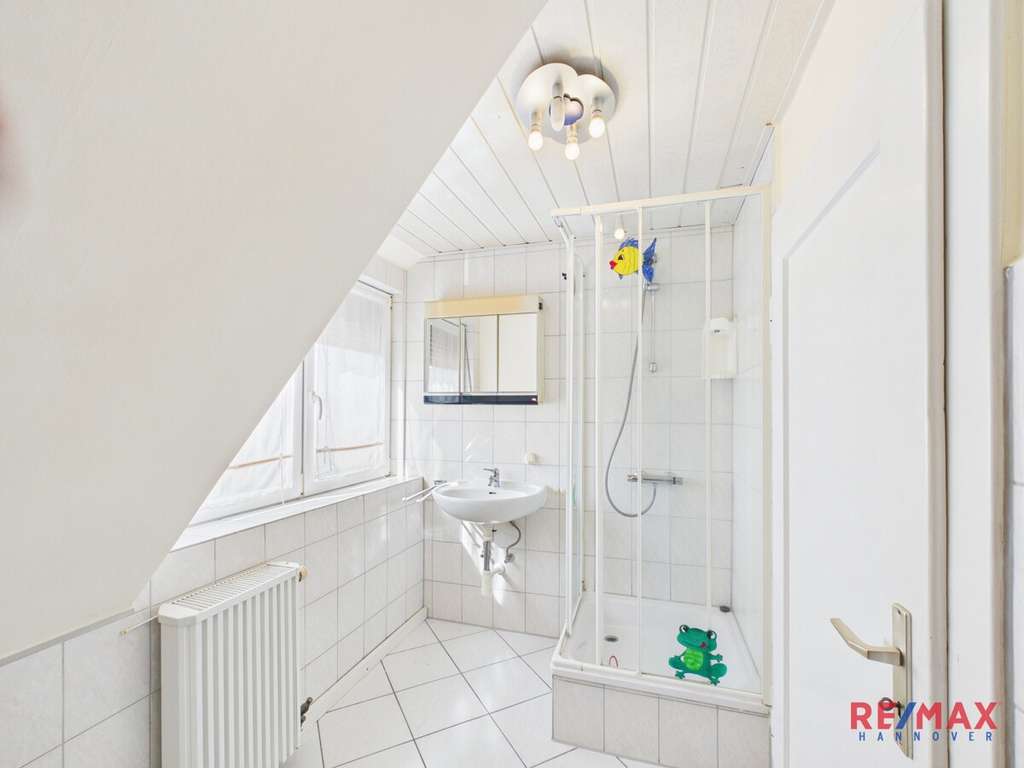 Immobilie in Schwarmstedt - Zweifamilienhaus mit großem Grundstück und Doppelgarage in Schwarmstedt-Grindau! - Bild 4