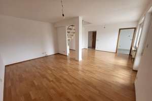 Zentral gelegene 4-Zimmer-Wohnung in Heilbronn-Sontheim – Die vollständige Adresse der Immobilie erhältst du vom Anbieter., 74081 Sontheim, Heilbronn – Vorschaubild 3