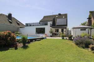 Familienidyll mit Pool, Sauna und beeindruckendem Grundstück – Wohnen zwischen Rhein und See – Die vollständige Adresse der Immobilie erhältst du vom Anbieter., 47198 Alt-Homberg, Duisburg – Vorschaubild 18