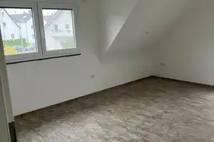 Stilvolle 3-Zimmer-Wohnung mit Balkon in Reutlingen-Mittelstadt – Reutlingen (Kreis) – Vorschaubild 6