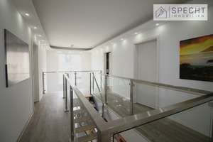 GROßZÜGIGE STADTVILLA IN GUTER WOHNLAGE! Baujahr 2016, 197,30 m² Wohnfläche und 621 m² Eckgrundstück – Die vollständige Adresse der Immobilie erhältst du vom Anbieter., 63599 Biebergemünd – Vorschaubild 11