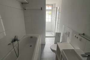 Helle 2-Zimmer-Wohnung mit Balkon – ca. 100 m² – 65203 Biebrich, Wiesbaden – Vorschaubild 3