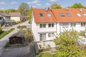 Sonniges Familienidyll - großzügiges Reiheneckhaus mit gehobener Ausstattung und Südgarten – Die vollständige Adresse der Immobilie erhältst du vom Anbieter., 44339 Lindenhorst, Dortmund – Vorschaubild 14