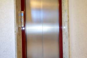 Traumhafte 3,5-Zimmer-Penthouse-Style-Wohnung mit großer Terrasse – Die vollständige Adresse der Immobilie erhältst du vom Anbieter., 70195 Botnang-Süd, Stuttgart – Vorschaubild 4