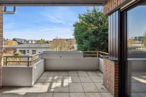 Großzügiges Reihenmittelhaus mit sonnigem Garten, Garage und Stellplatz – Brombeerweg 8, 41470 Neuss (Rhein-Kreis) – Vorschaubild 6