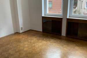 Stilvolle 3-Zimmer-Wohnung mit Balkon und EBK in Stuttgart – Schwarenbergstraße 143, 70184 Stuttgart – Vorschaubild 3