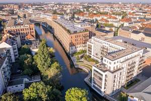 Bezugsfrei: Penthouse mit Loggia und Dachterrasse, einzigartiger Blick über den Clara-Zetkin-Park