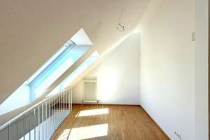 Charmante Maisonette-Wohnung in begehrter Lage von Ulm – Die vollständige Adresse der Immobilie erhältst du vom Anbieter., 89077 Weststadt, Ulm – Vorschaubild 12