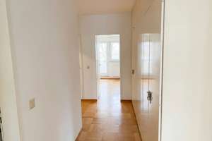 RESERVIERT - Renovierte 3-Zimmer-Wohnung in grüner Lage mit großem West-Balkon und Einzelgarage – Die vollständige Adresse der Immobilie erhältst du vom Anbieter., 22455 Niendorf, Hamburg – Vorschaubild 11