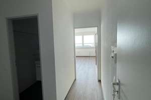 Helle 3-Zimmer Wohnung mit großer Terrasse und Weser-Blick – Obere Bürger 112, 27568 Mitte, Bremerhaven – Vorschaubild 13