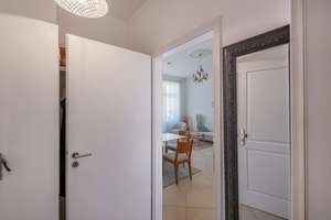 Zu Verkaufen! Möblierte 2-Zimmer-Wohnung mit Balkon unweit des Lietzensees am Kaiserdamm! – Kaiserdamm 86, 14057 Charlottenburg, Berlin – Vorschaubild 18