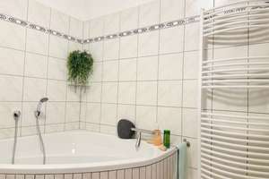 RESERVIERT | DG-Wohnung mit Balkon, Stellplatz und ruhiger Wohnlage in Mahlsdorf – Die vollständige Adresse der Immobilie erhältst du vom Anbieter., 12623 Mahlsdorf, Berlin – Vorschaubild 9